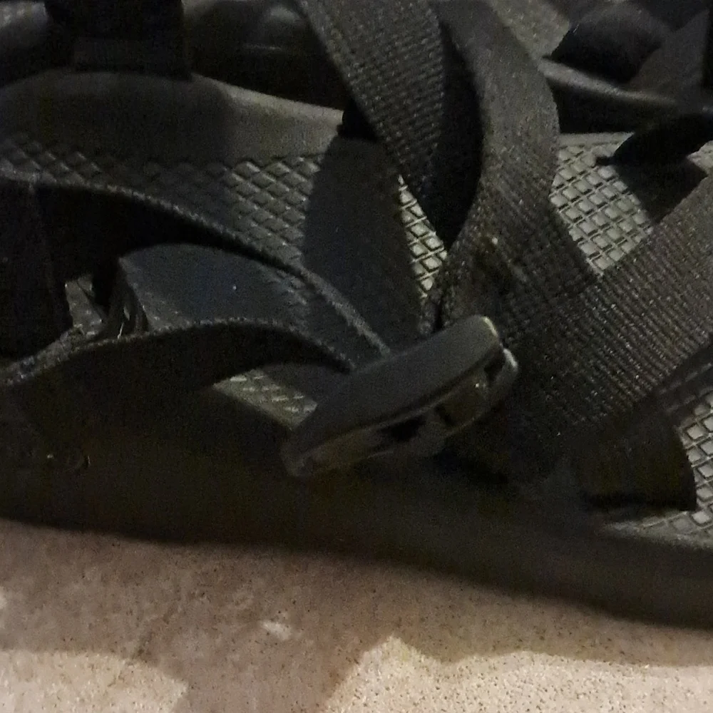Chaco Z/Cloud 2 Sandals Black with Adjustable Strap Size 7